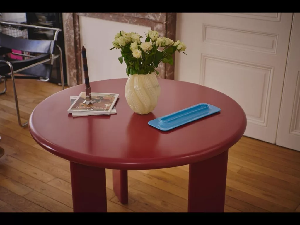 Produits Table ronde sur mesure en acier thermolaqué rouge, fabrication BE PROCESS